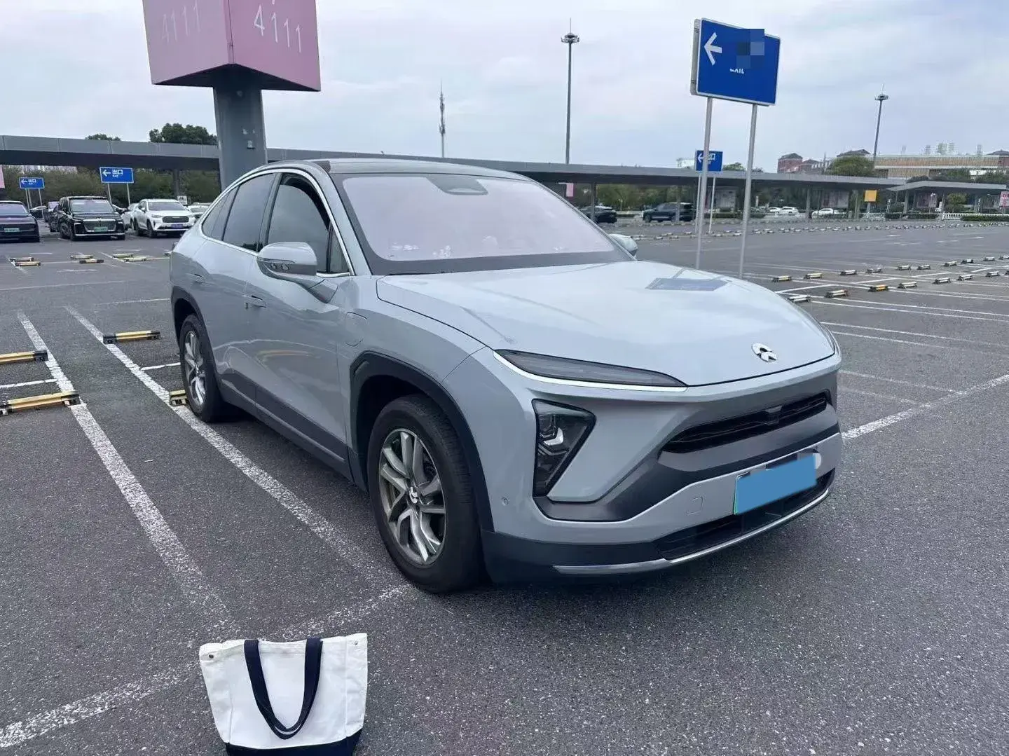 2020 NIO EC6 thumbnail 3
