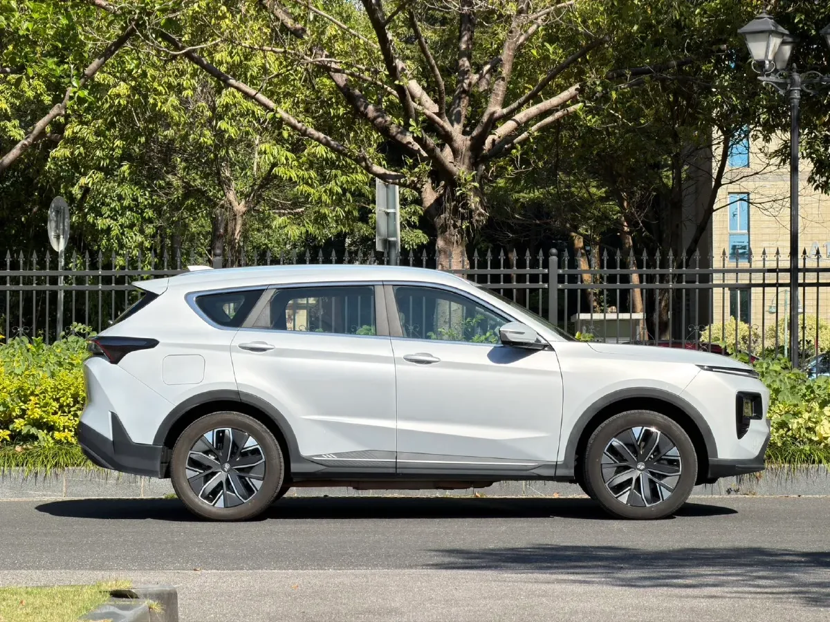 2024 Jetour ShanHai L7 1.5T 156HP L4 2DHT PHEV 19.43KWH,autocango,china used car exporter,china ev exporter,chinese used car exporter,chinese used ev exporter