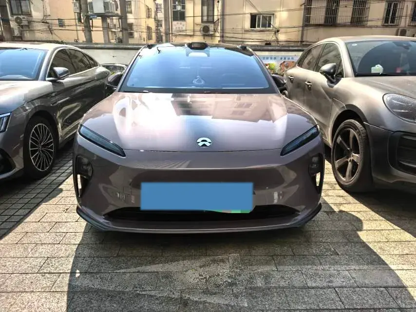 2024 NIO ET5 thumbnail 2