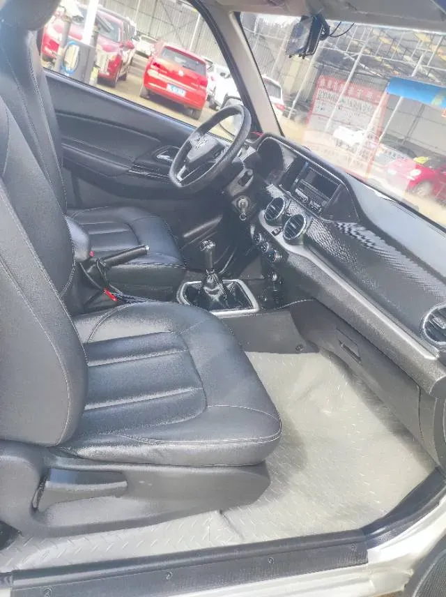 2021 Dongfeng RuiQi 2.4T 165HP L4 5MT,autocango,china used car exporter,china ev exporter,chinese used car exporter,chinese used ev exporter