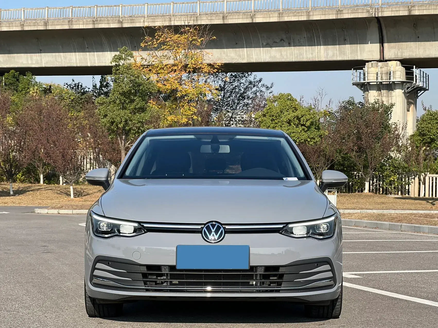 2023 VOLKSWAGEN GOLF thumbnail 2