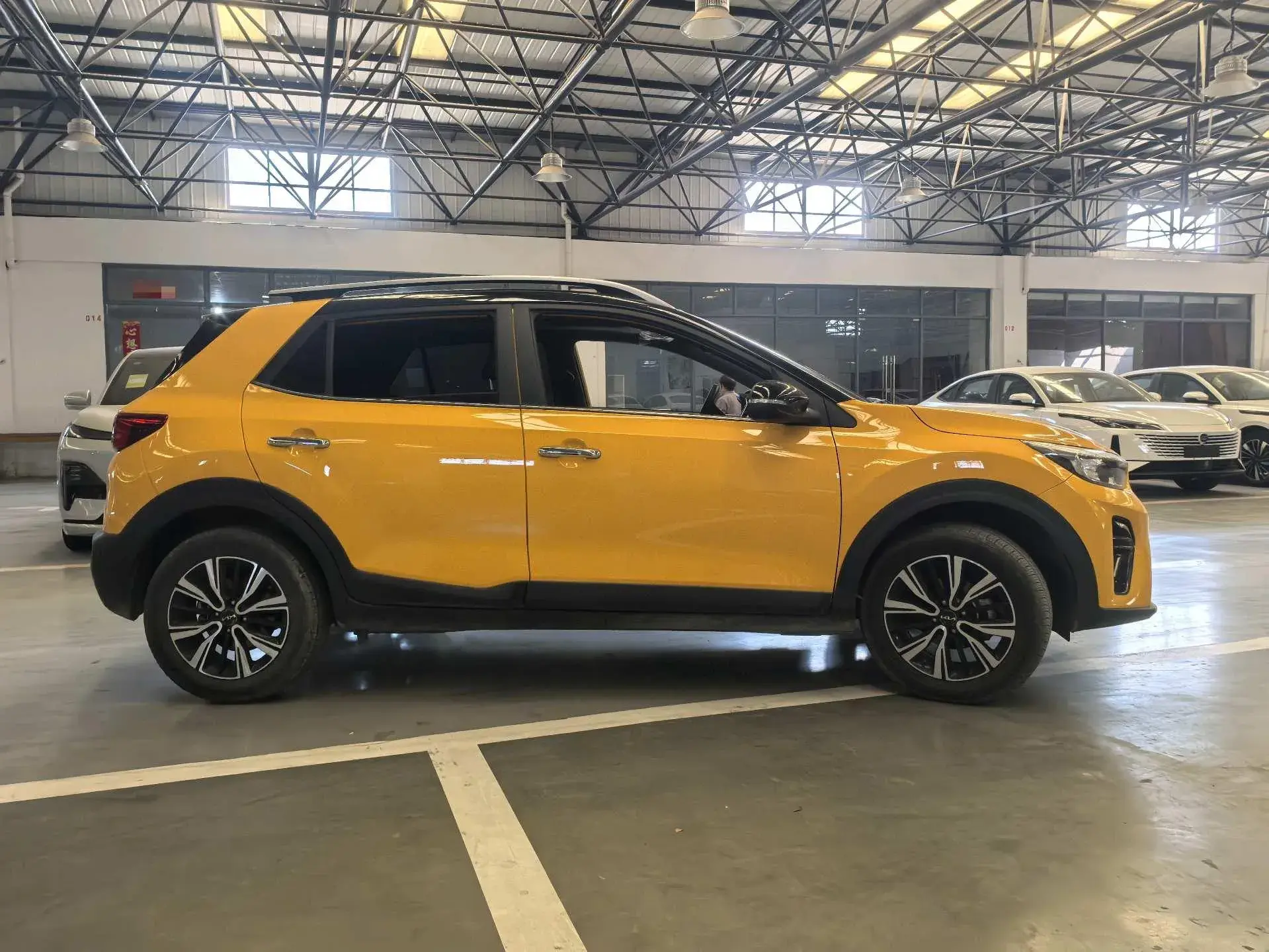 2021 KIA KX1 thumbnail 4