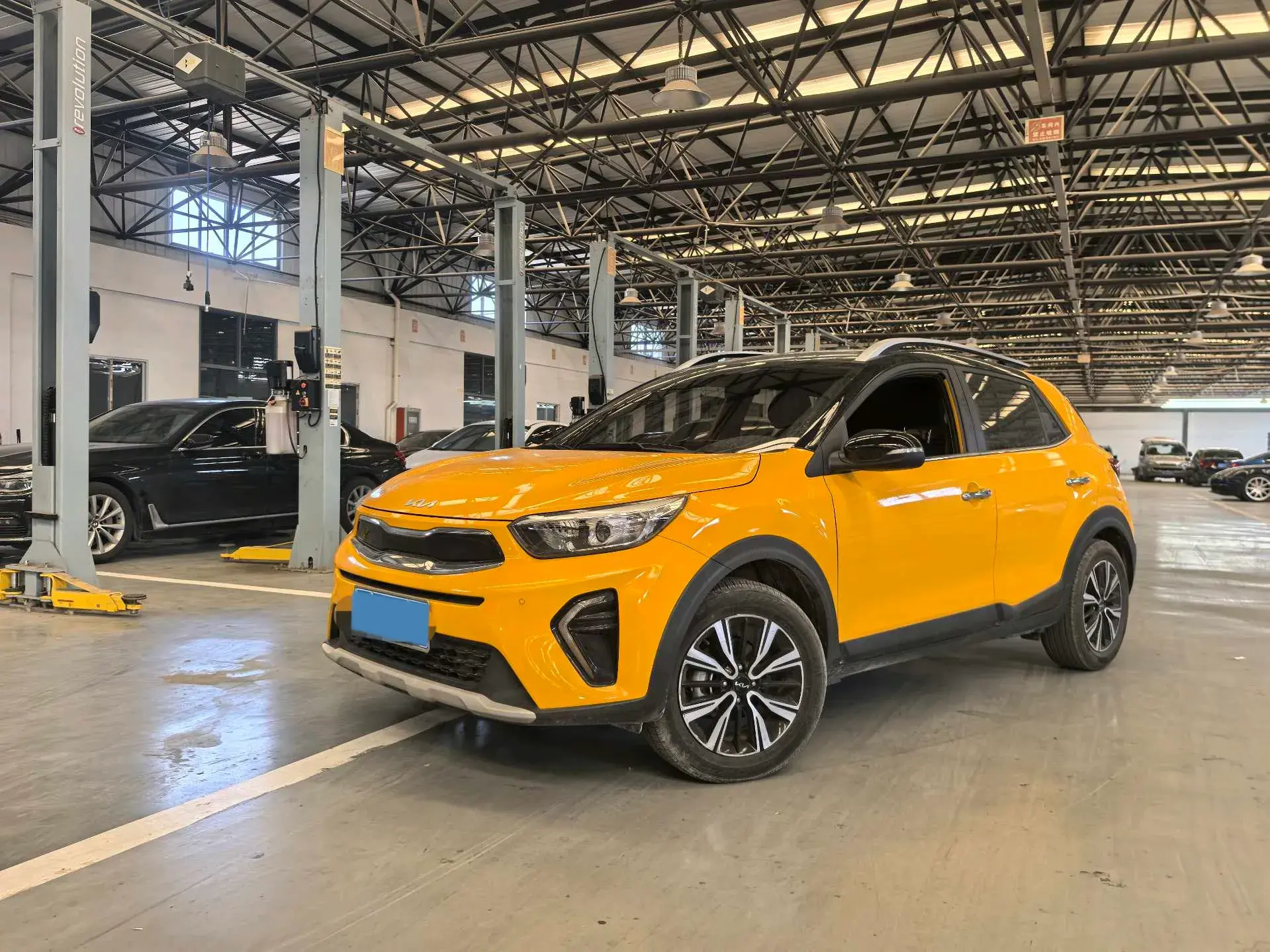 2021 KIA KX1 view 1
