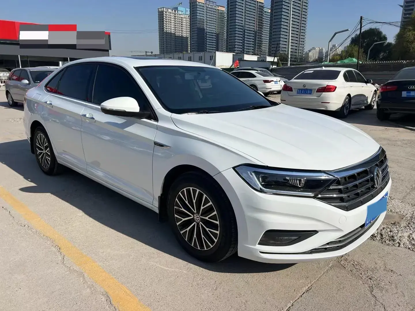 2020 VOLKSWAGEN SAGITAR thumbnail 3