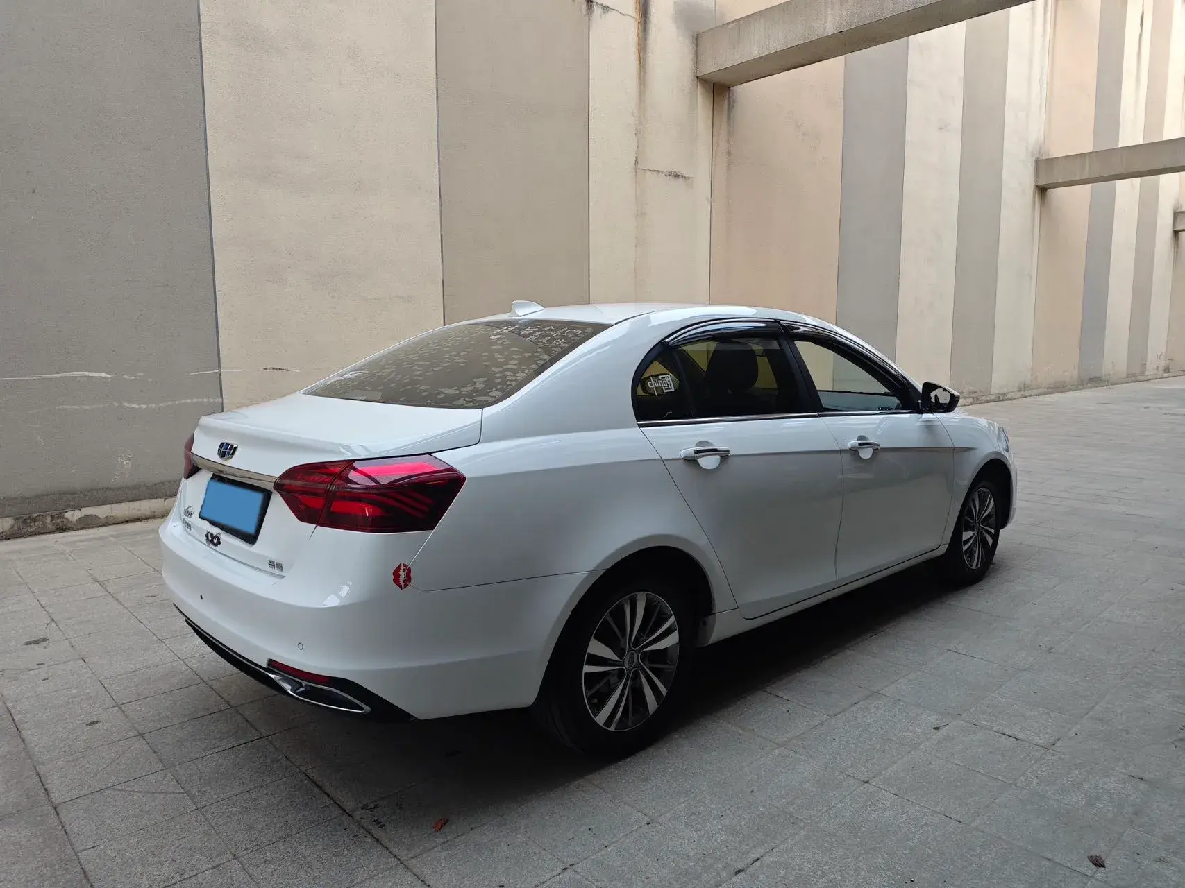 2019 GEELY EMGRAND thumbnail 4
