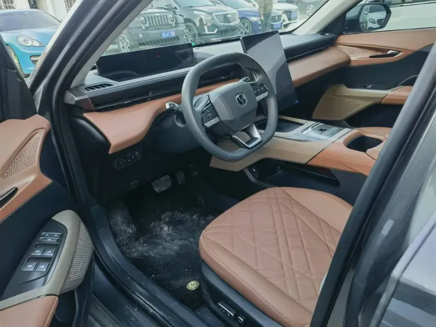 2025 ChangAn EadoPHEV 1.5L 98HP L4 E-CVT PHEV,autocango,china used car exporter,china ev exporter,chinese used car exporter,chinese used ev exporter