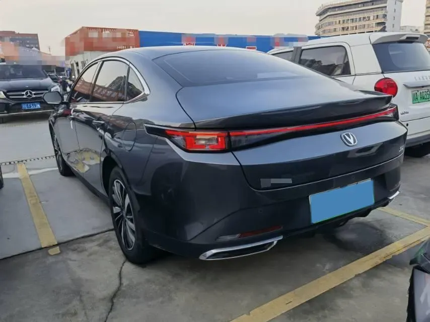 2025 ChangAn EadoPHEV 1.5L 98HP L4 E-CVT PHEV,autocango,china used car exporter,china ev exporter,chinese used car exporter,chinese used ev exporter