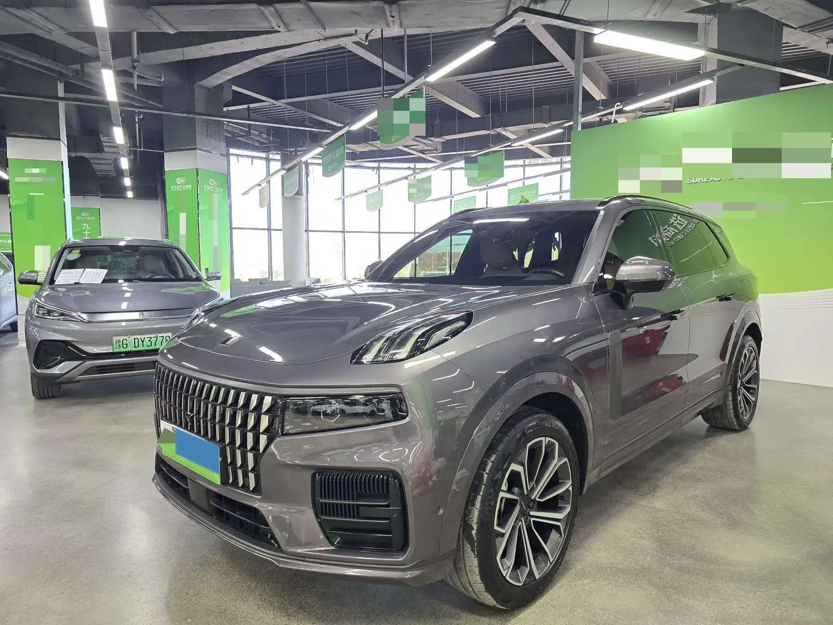 2023 LYNK&CO 09 view 1