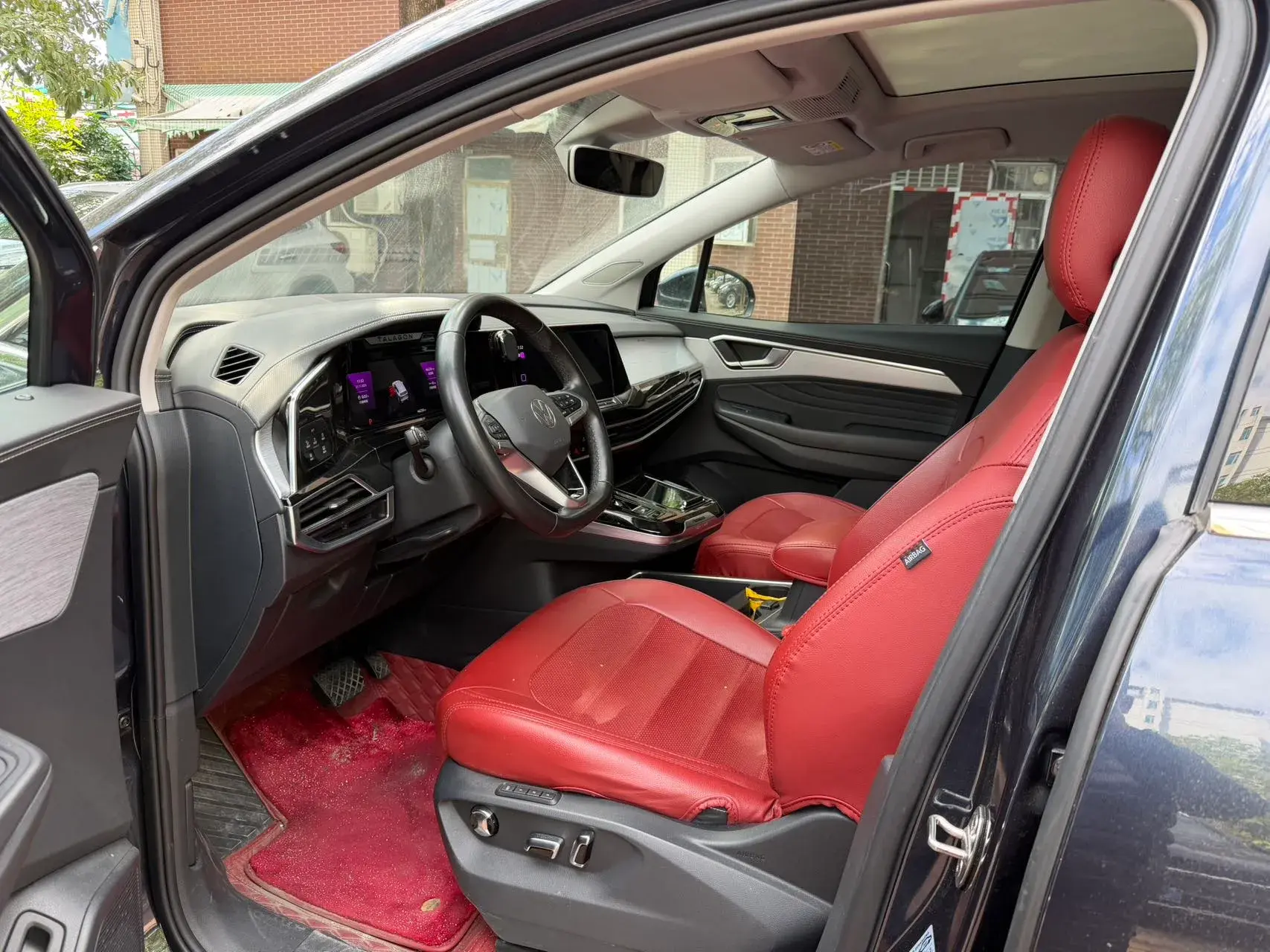 2021 VOLKSWAGEN TALAGON thumbnail 4