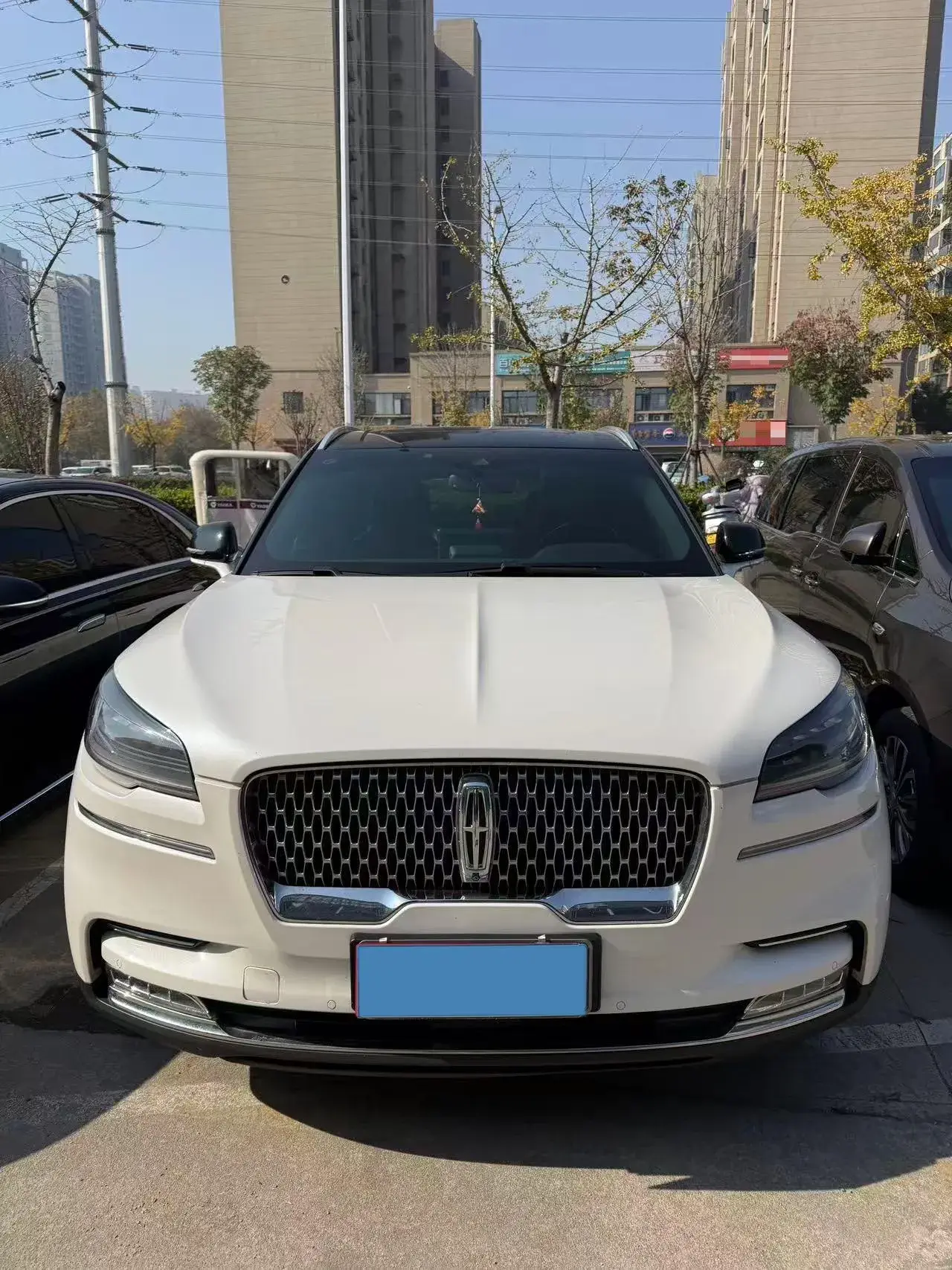 2022 LINCOLN AVIATOR thumbnail 2