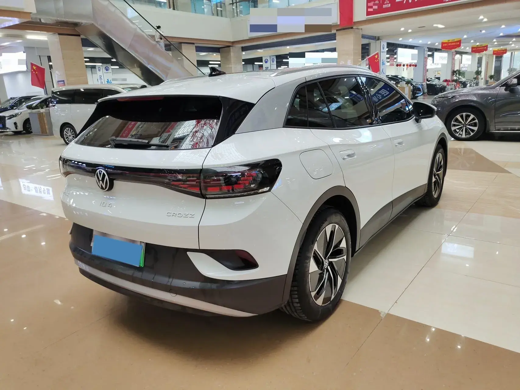 2025 VOLKSWAGEN ID.4 thumbnail 4