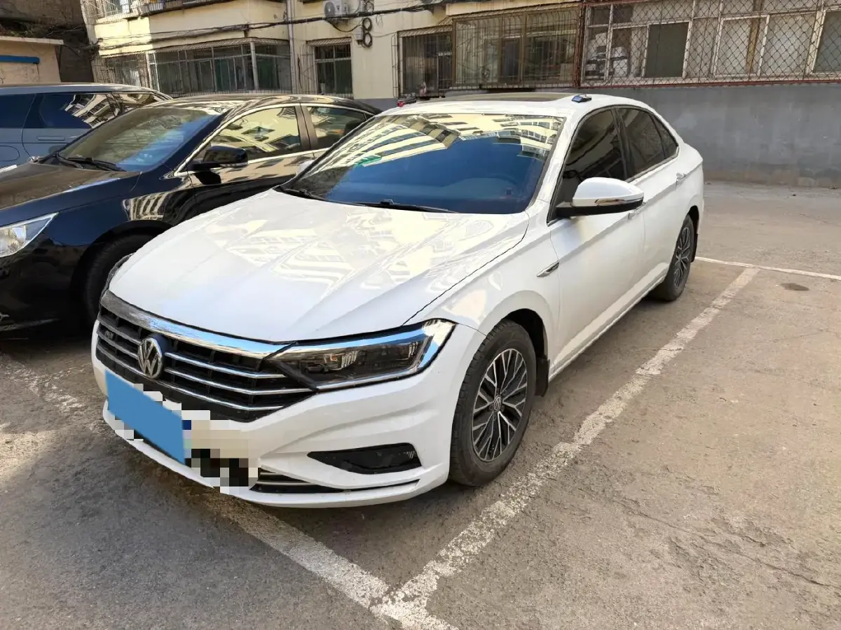 2019 Volkswagen Sagitar 1.4T 150HP L4 7DCT