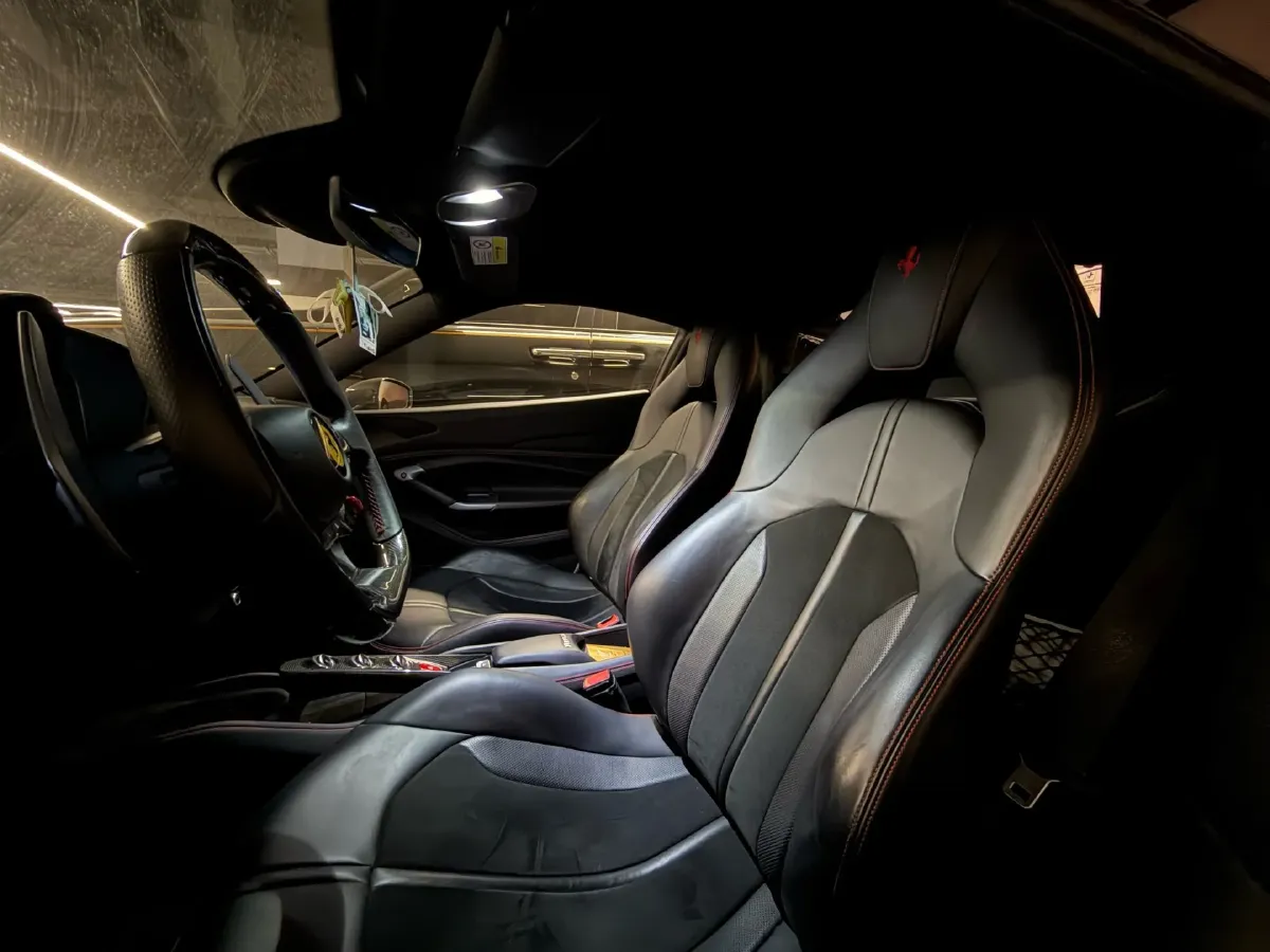 2019 Ferrari F8 3.9T 720HP V8 7DCT,autocango,china used car exporter,china ev exporter,chinese used car exporter,chinese used ev exporter