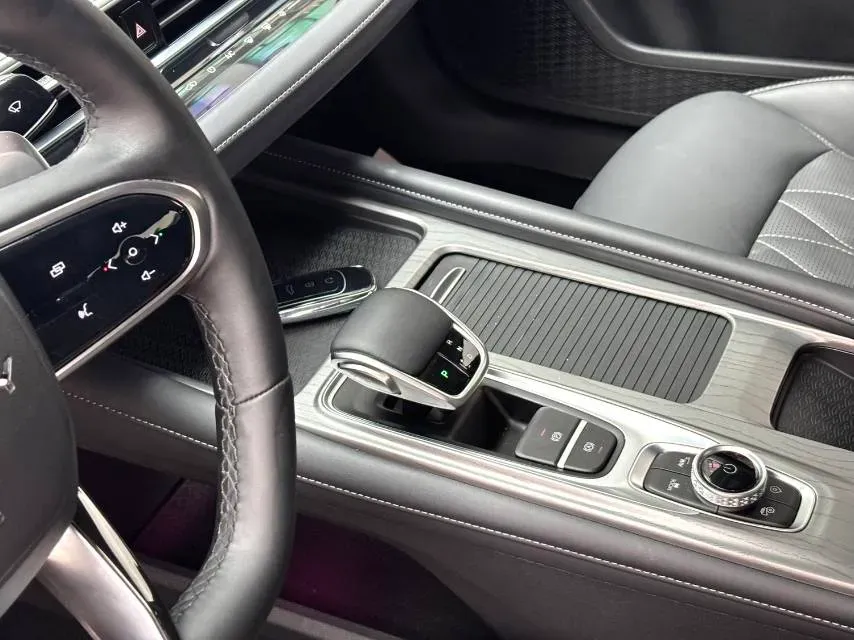 2024 Chery Arrizo 8 2.0T 254HP L4 7DCT,autocango,china used car exporter,china ev exporter,chinese used car exporter,chinese used ev exporter