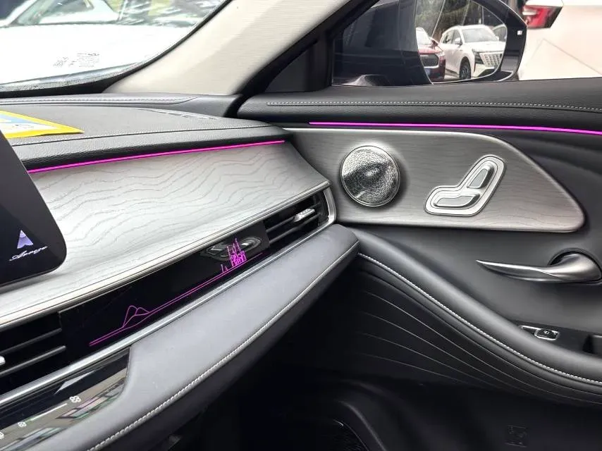 2024 Chery Arrizo 8 2.0T 254HP L4 7DCT,autocango,china used car exporter,china ev exporter,chinese used car exporter,chinese used ev exporter