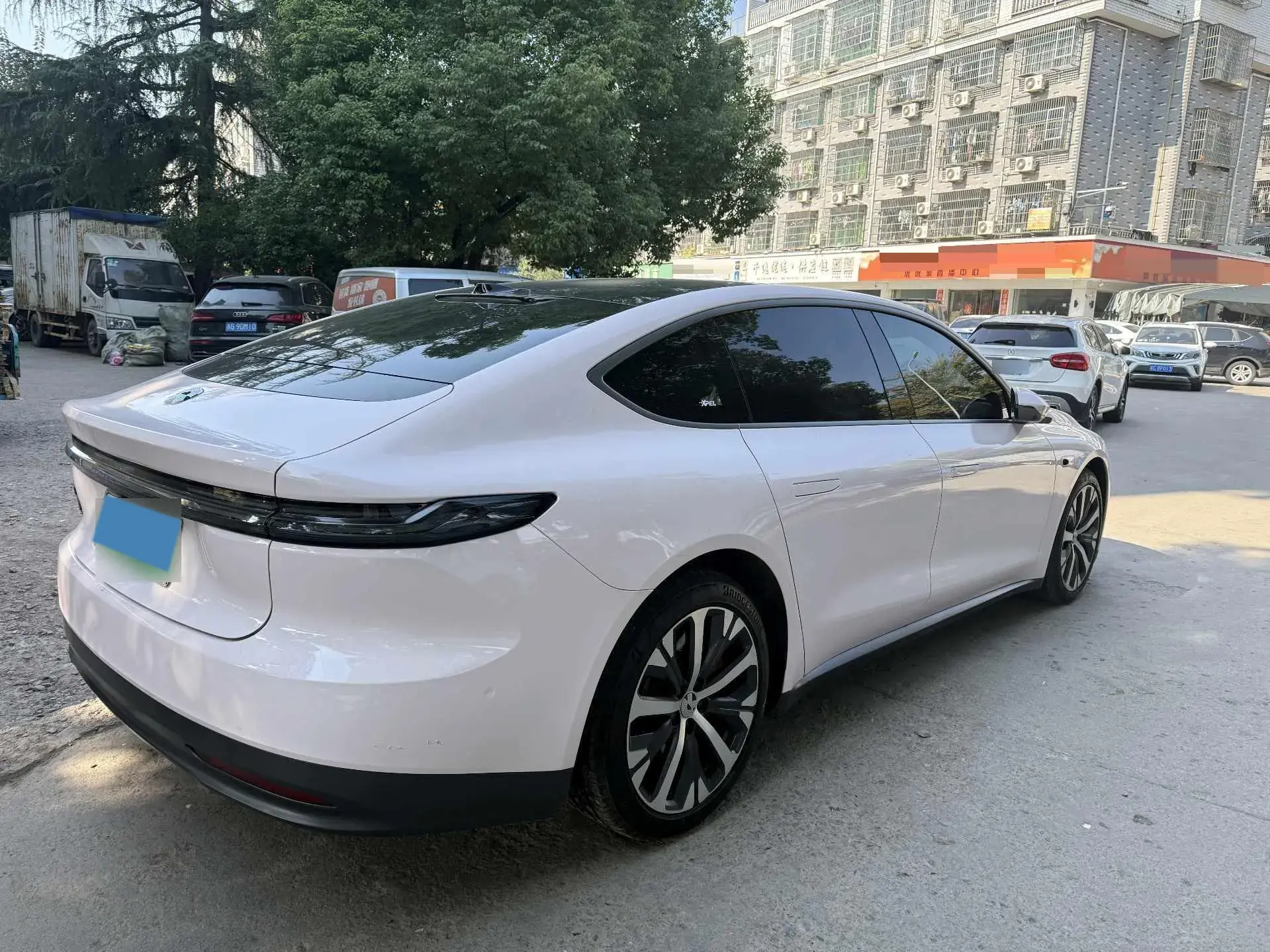 2021 VOLKSWAGEN ID.6 thumbnail 2