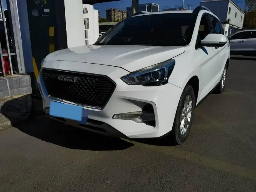 2019 HAVAL M6 view 1