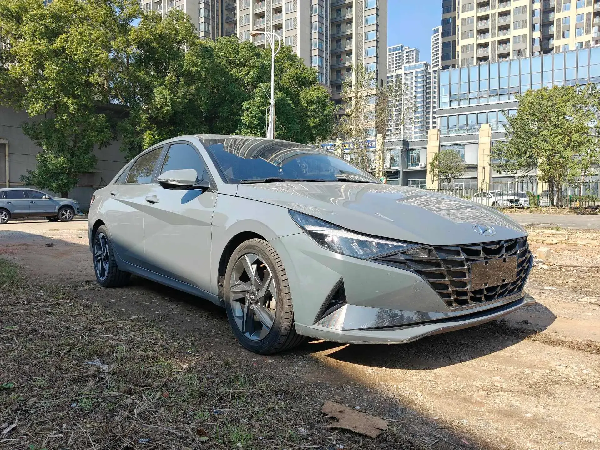 2021 HYUNDAI ELANTRA thumbnail 2