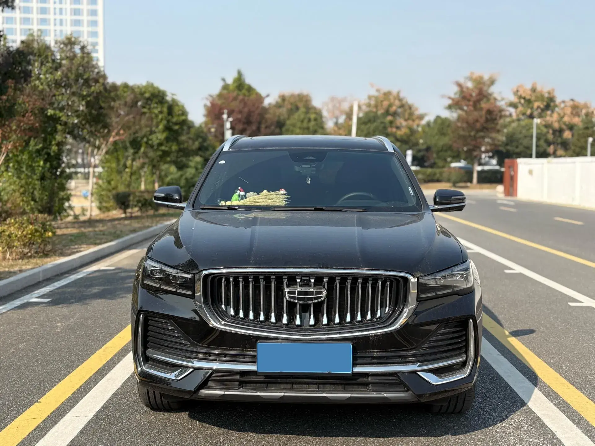 2024 GEELY MONJARO thumbnail 2