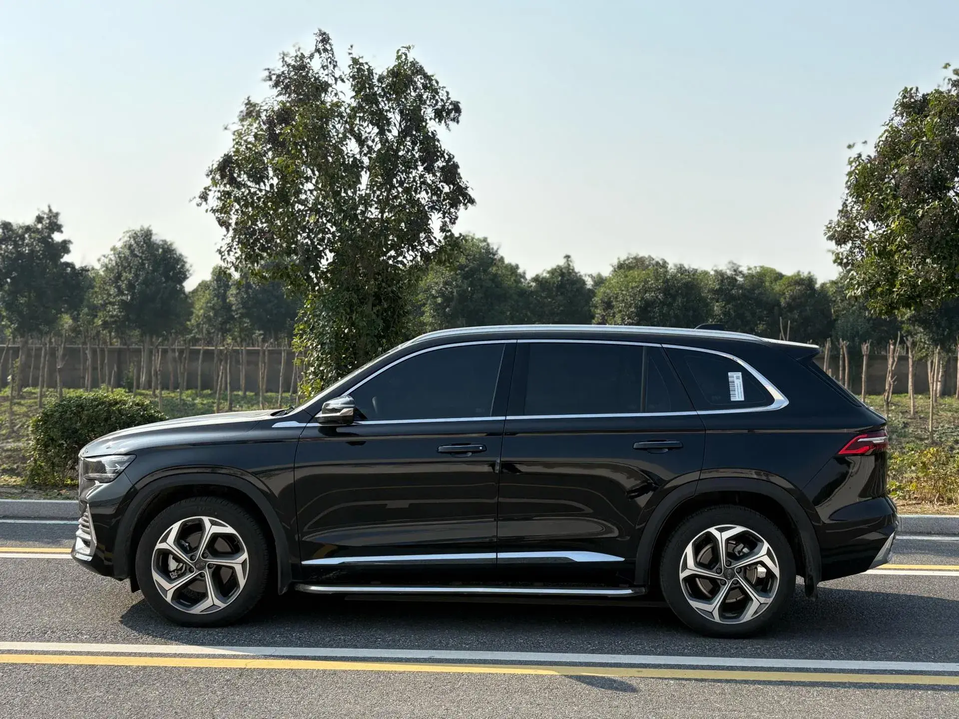 2024 GEELY MONJARO thumbnail 3