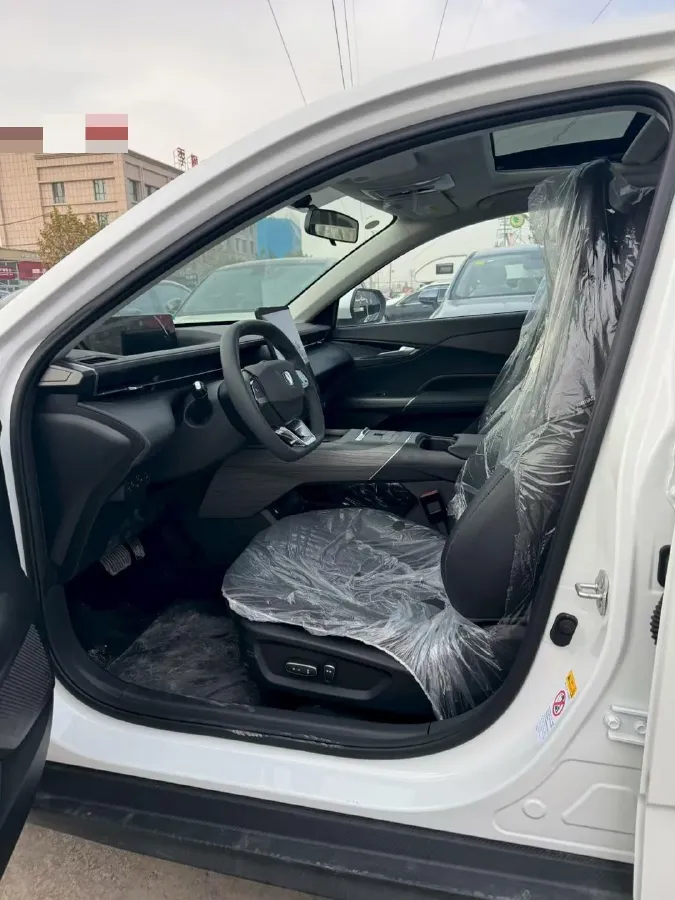 2025 ChangAn EadoPHEV 1.5L 98HP L4 E-CVT PHEV,autocango,china used car exporter,china ev exporter,chinese used car exporter,chinese used ev exporter