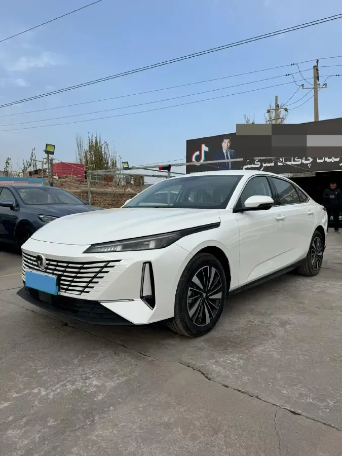 2025 ChangAn EadoPHEV 1.5L 98HP L4 E-CVT PHEV,autocango,china used car exporter,china ev exporter,chinese used car exporter,chinese used ev exporter