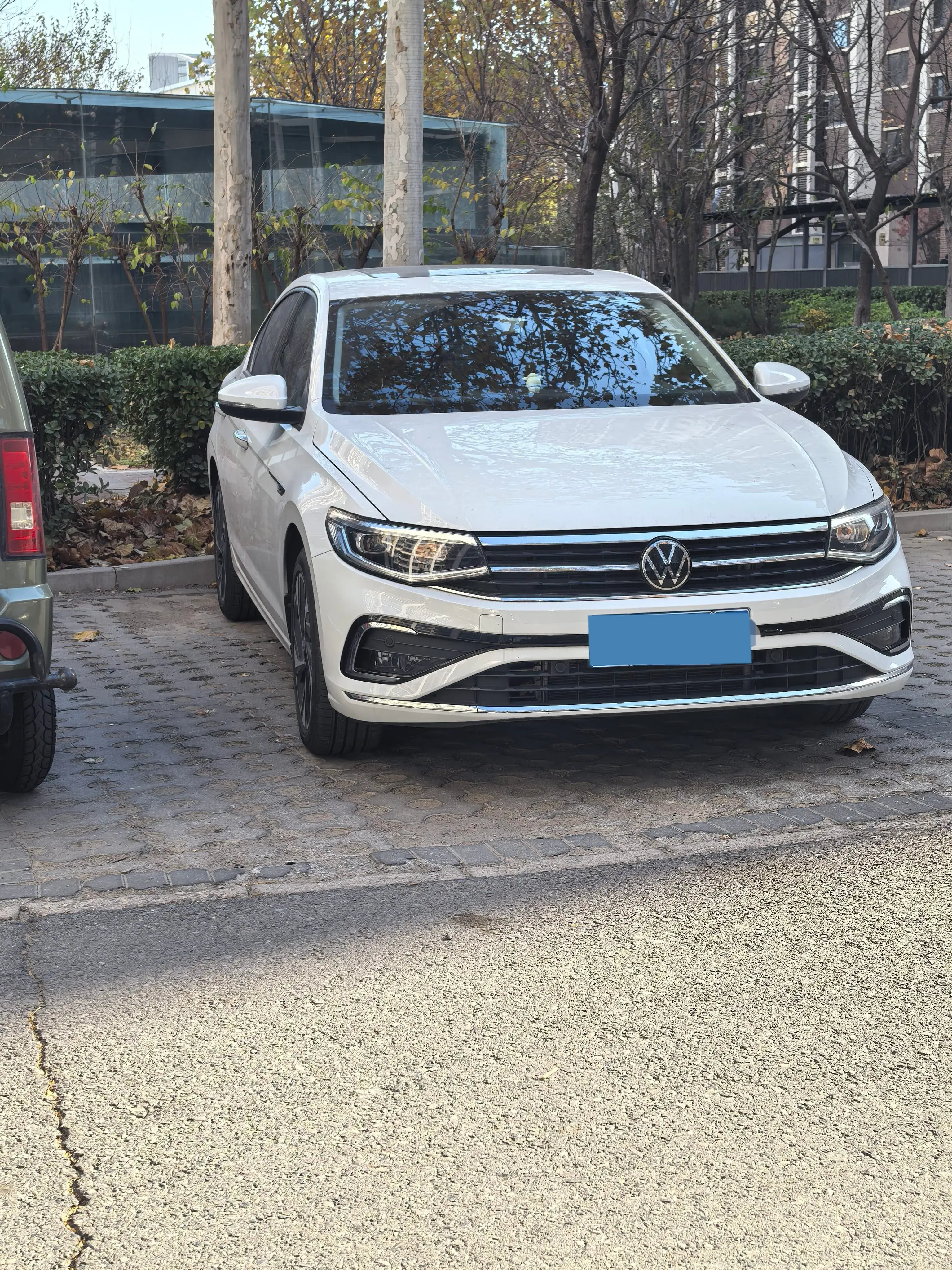 2023 VOLKSWAGEN BORA thumbnail 3