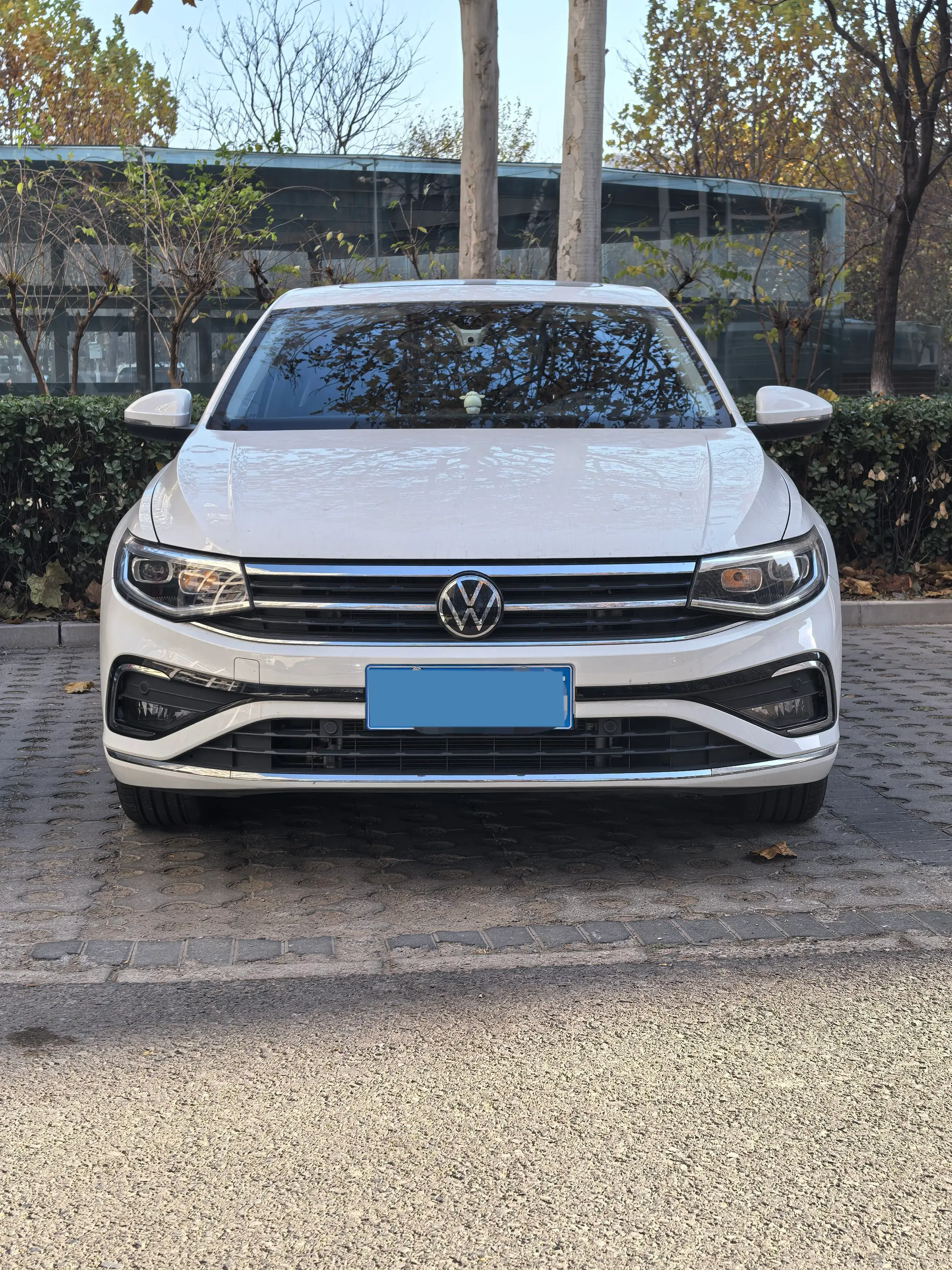 2023 VOLKSWAGEN BORA thumbnail 2