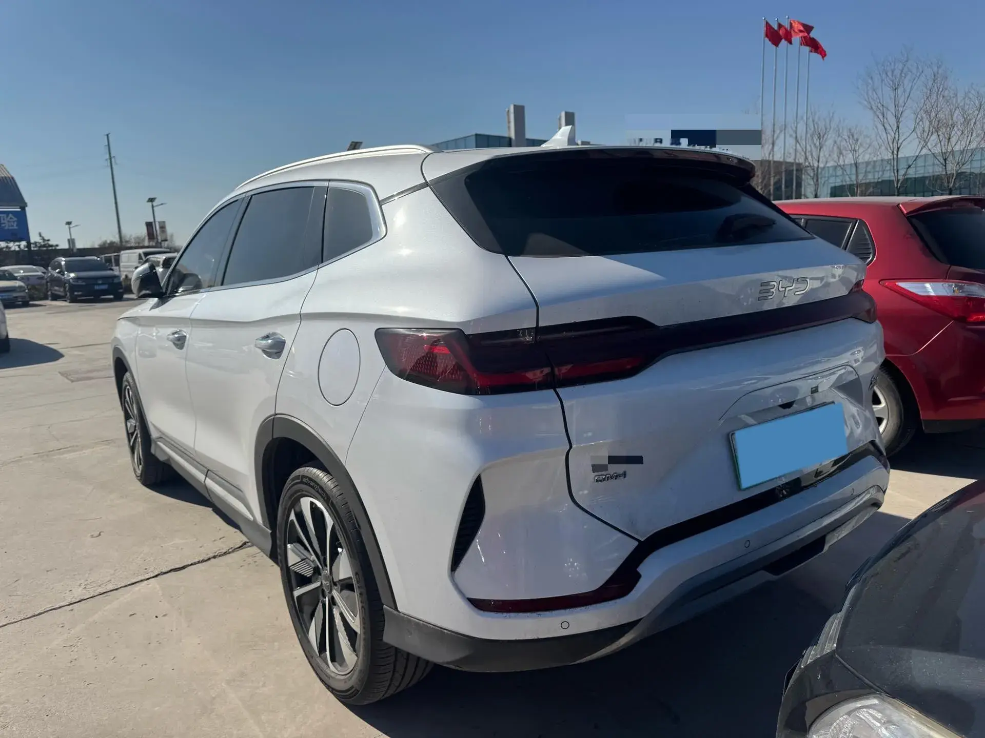 2025 BYD SONG thumbnail 3