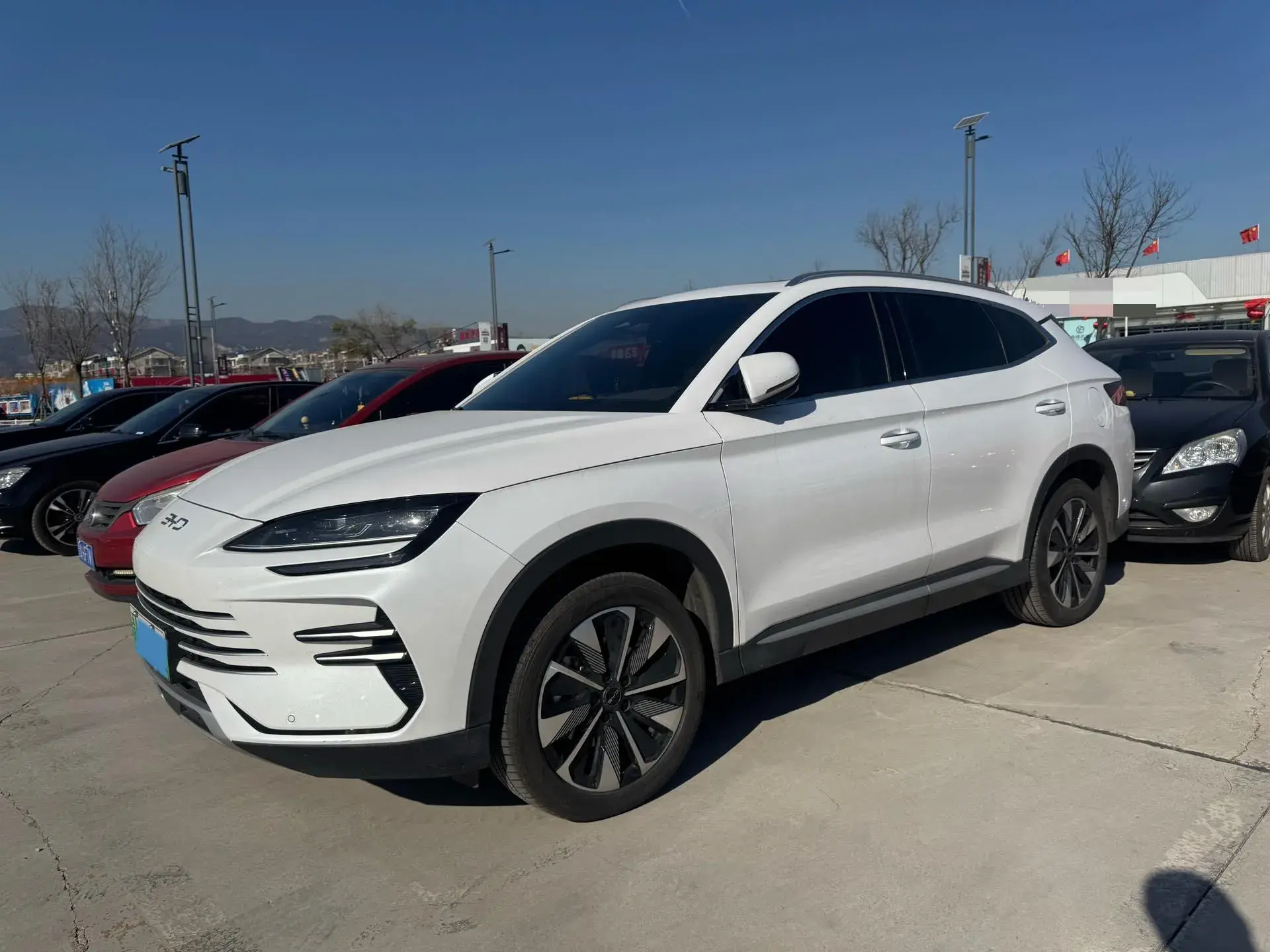 2025 BYD SONG view 1