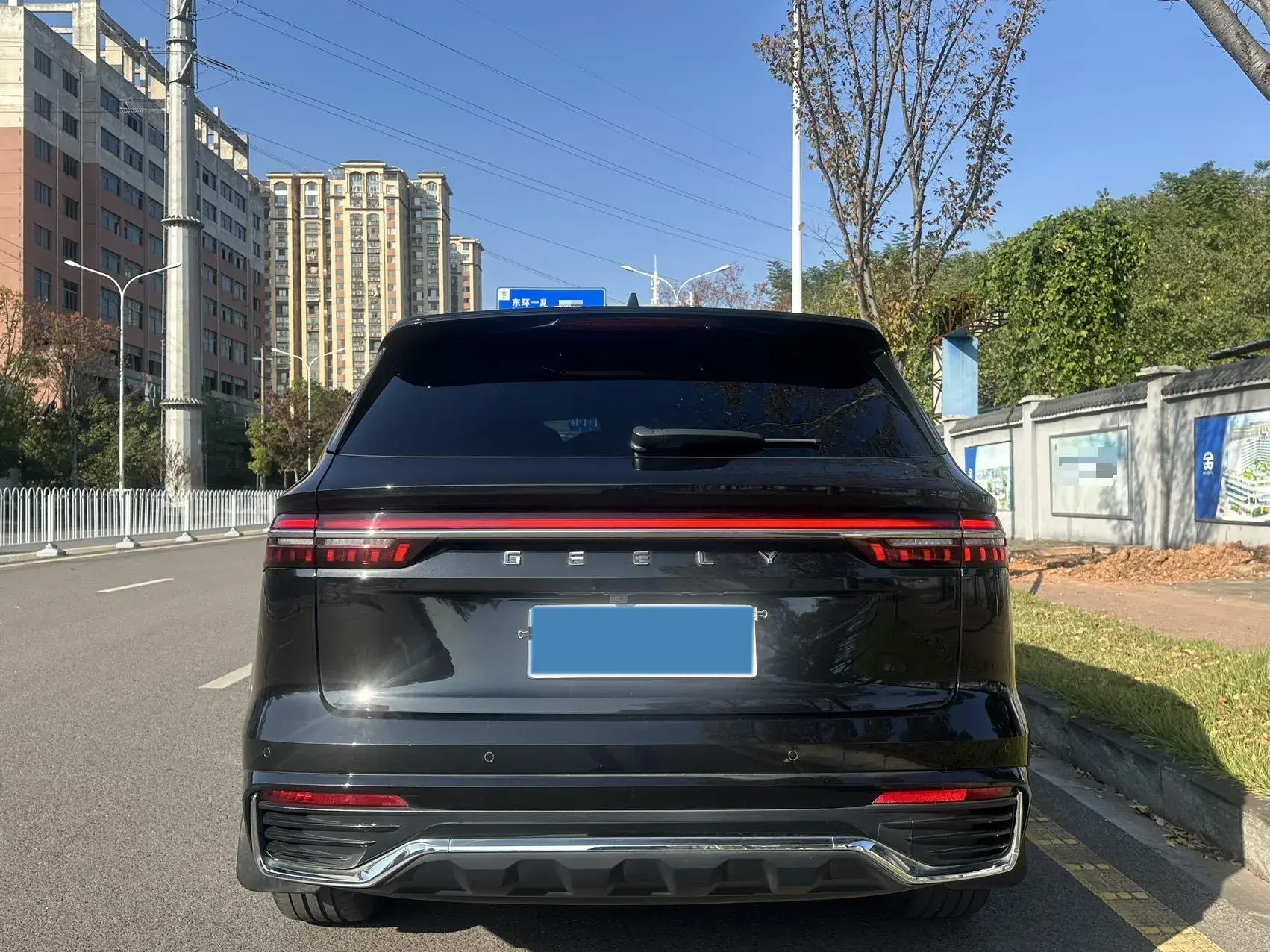 2021 GEELY MONJARO thumbnail 4