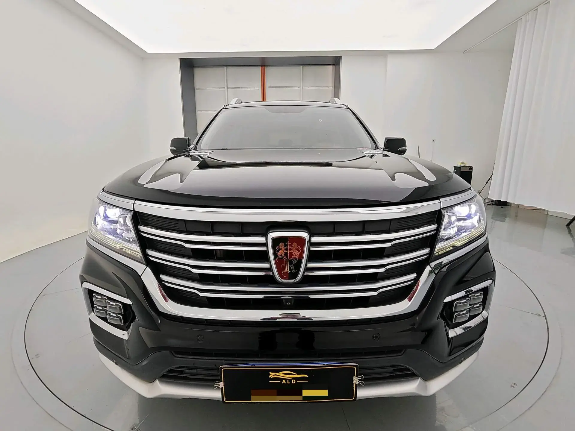 2018 ROEWE RX8 thumbnail 2