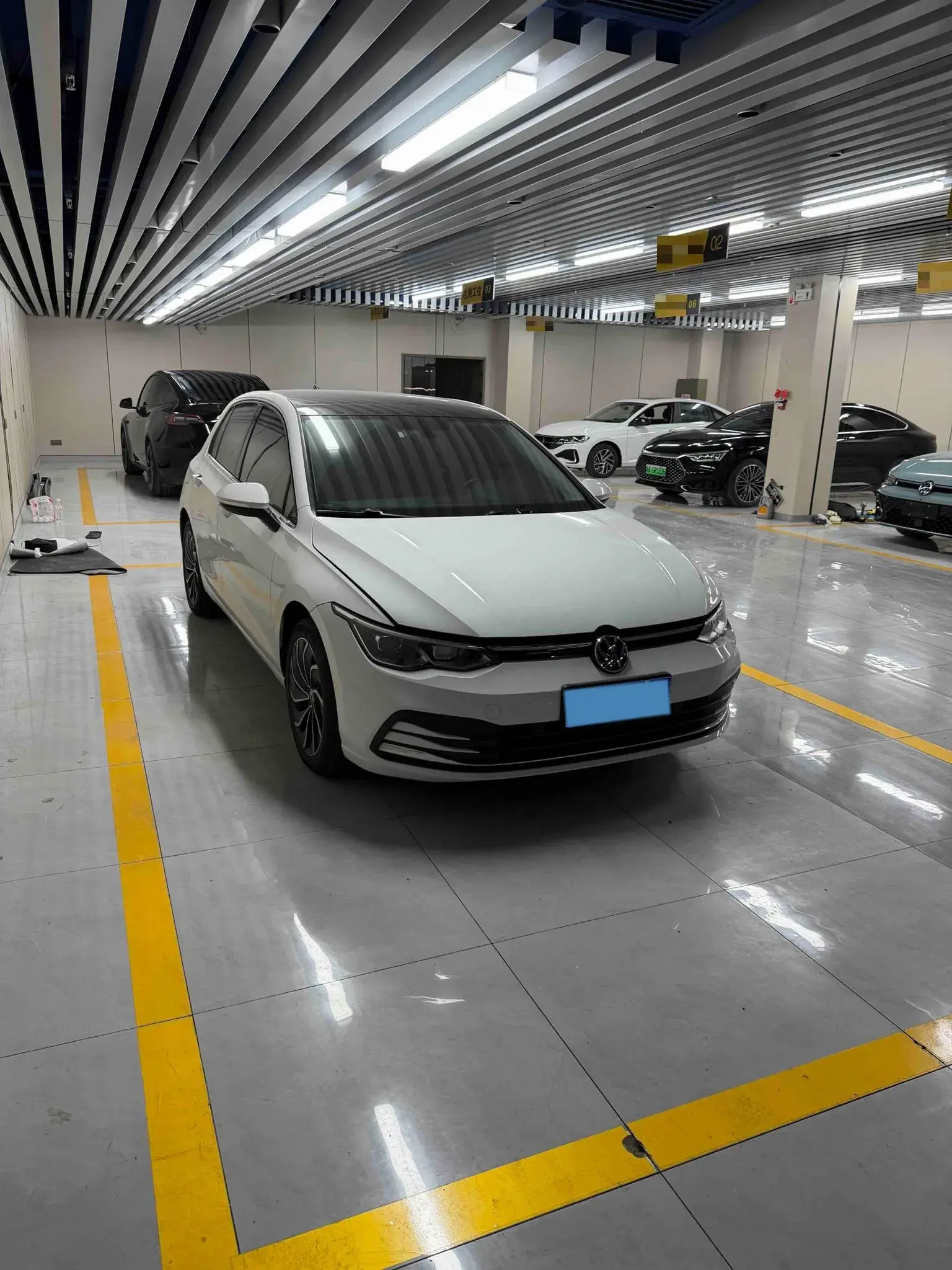 2021 VOLKSWAGEN GOLF thumbnail 3