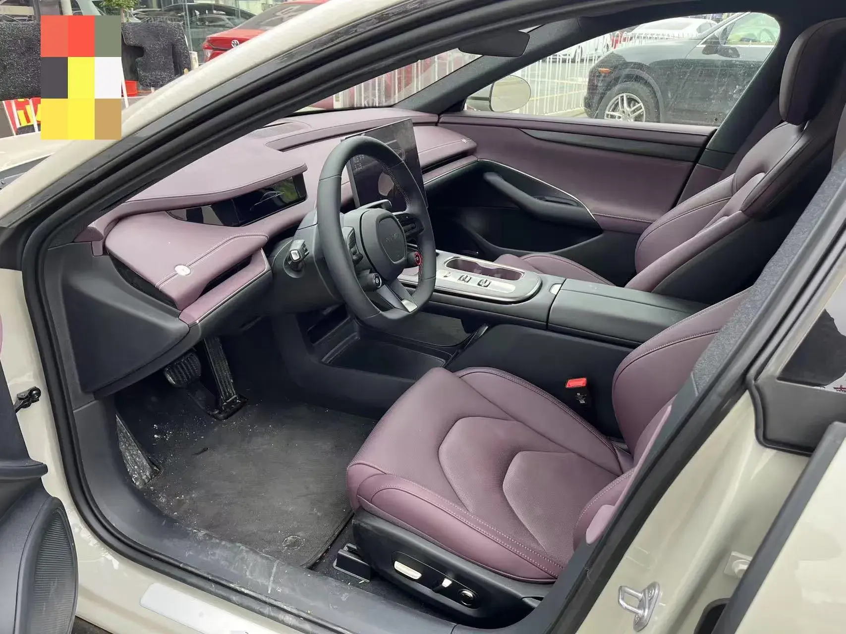 2024 MI SU7 thumbnail 3