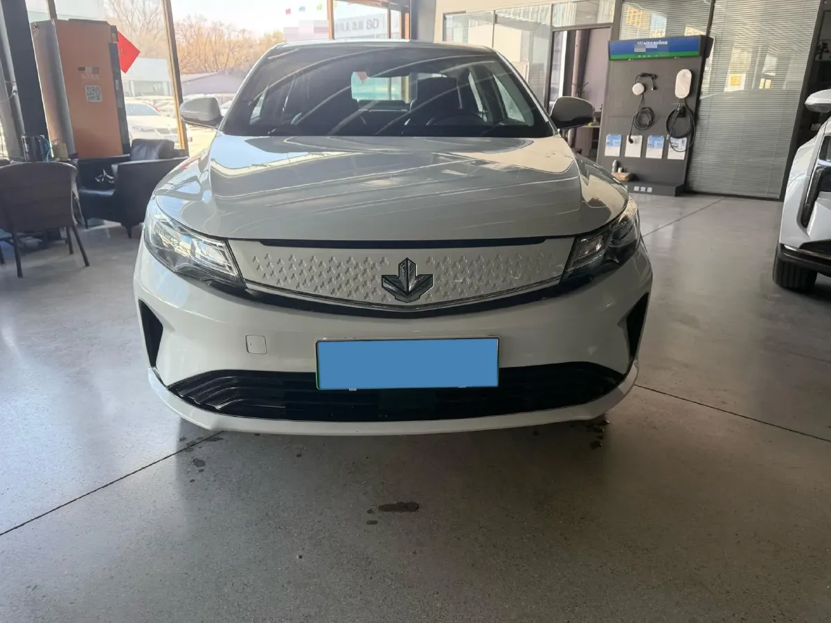 2022 Livan Maple 60s BEV 51.8KWH,autocango,china used car exporter,china ev exporter,chinese used car exporter,chinese used ev exporter