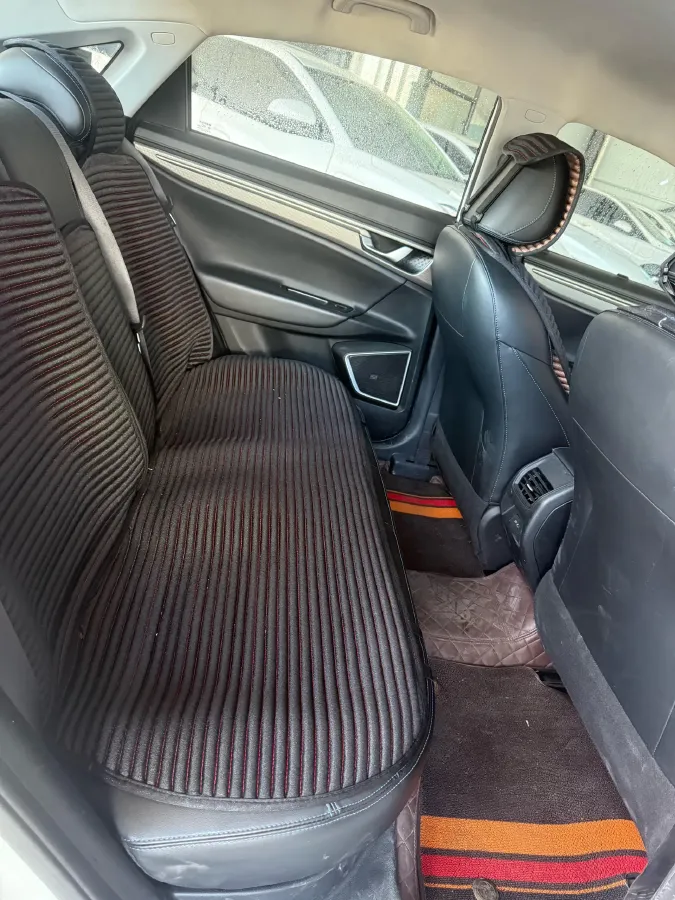 2022 Livan Maple 60s BEV 51.8KWH,autocango,china used car exporter,china ev exporter,chinese used car exporter,chinese used ev exporter