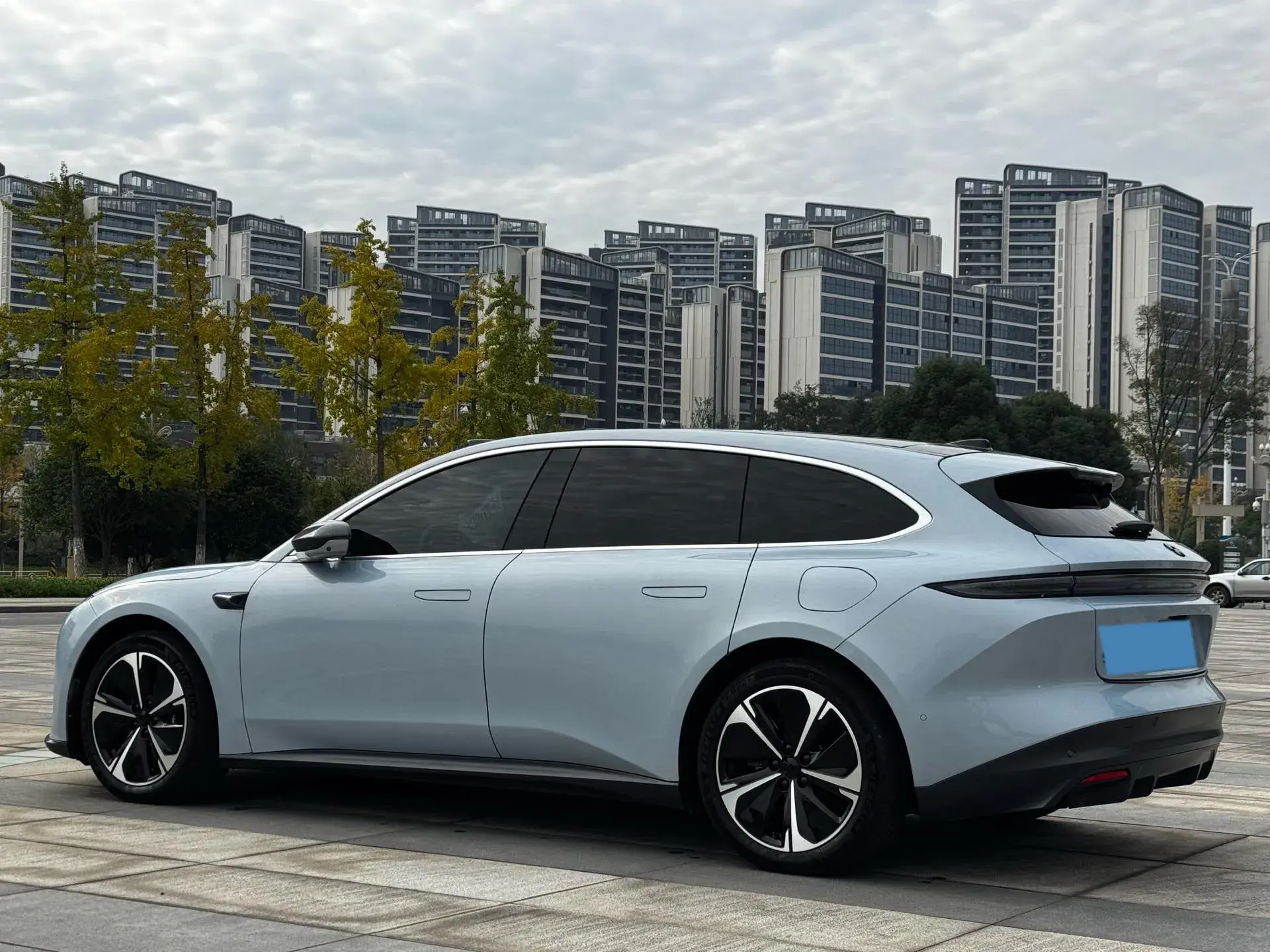 2023 NIO ET5T thumbnail 4