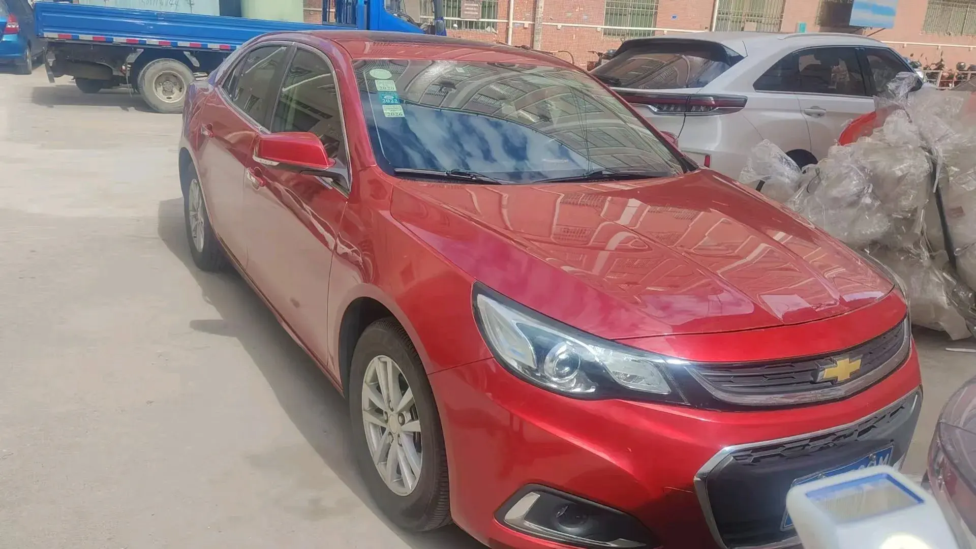 2018 CHEVROLET MALIBU thumbnail 2