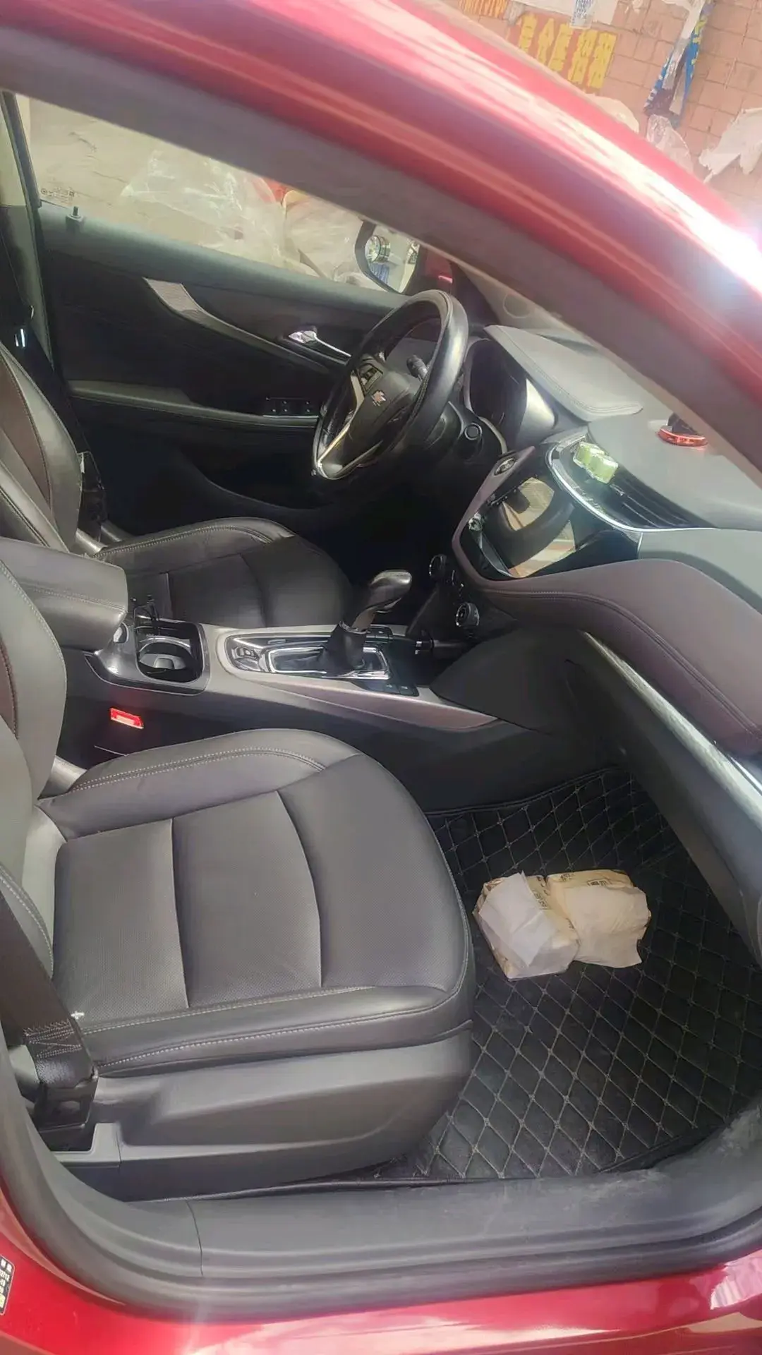 2018 CHEVROLET MALIBU thumbnail 3