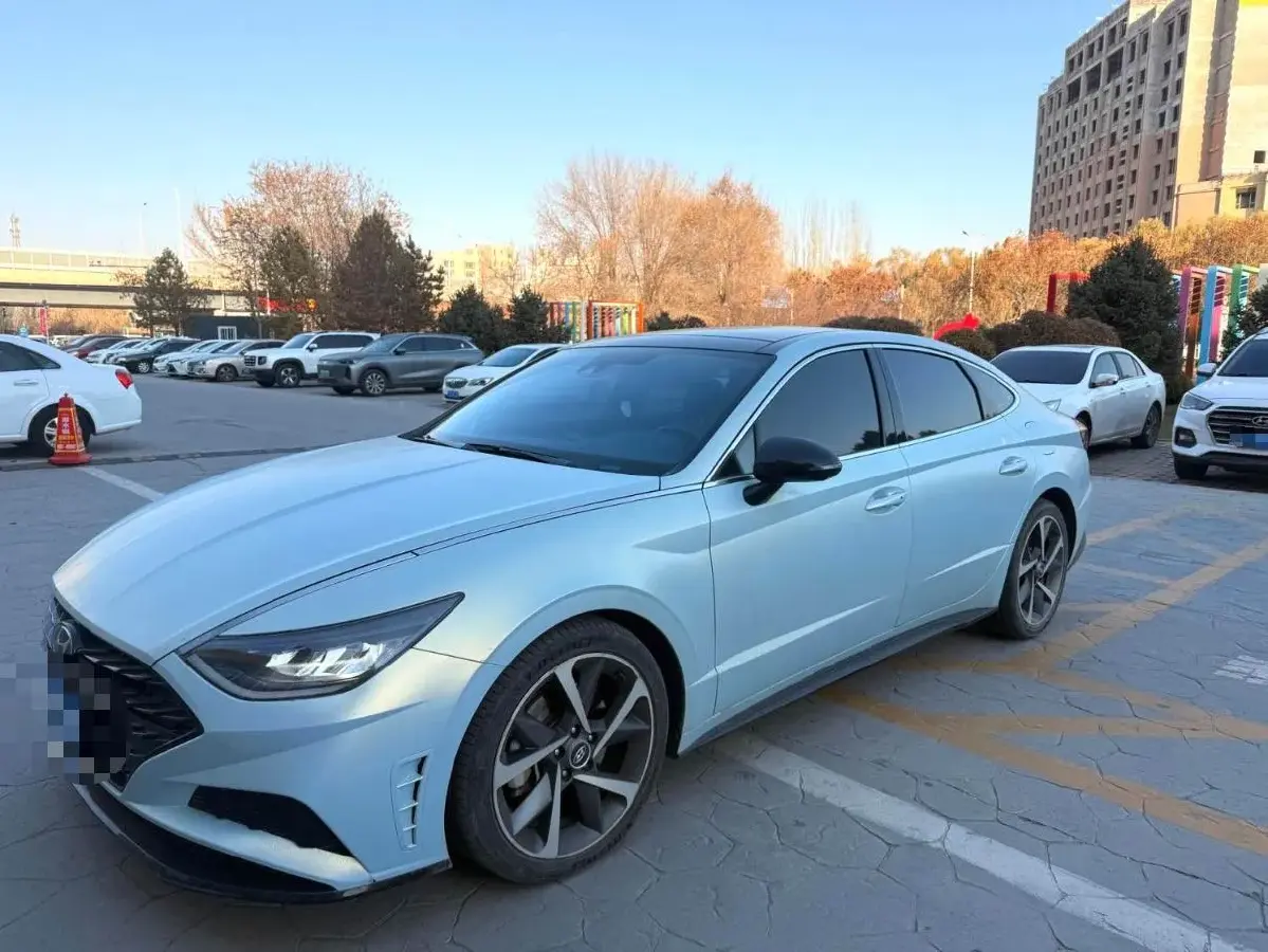 2020 Hyundai Sonata 2.0T 240HP L4 8AT