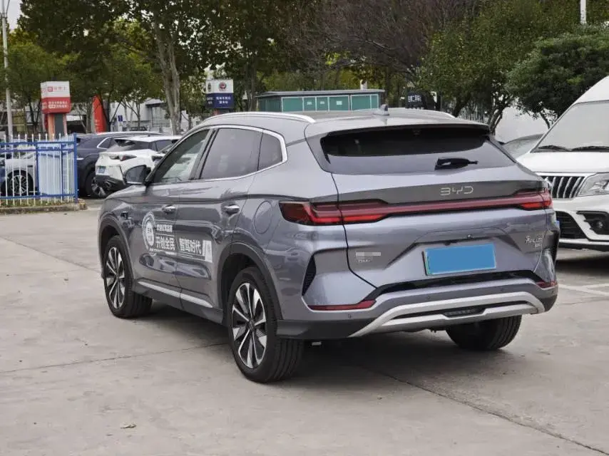 2025 BYD SONG thumbnail 3