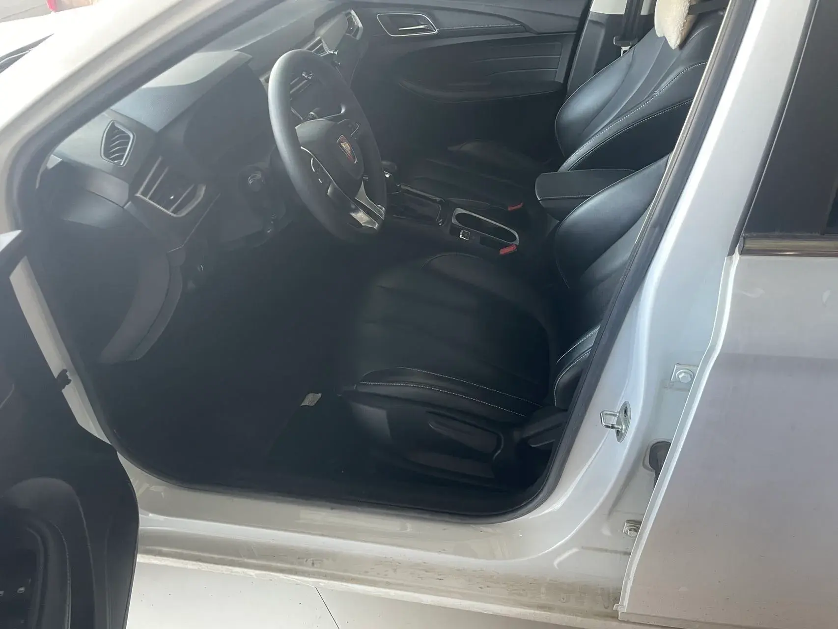 2020 ROEWE I5 thumbnail 4