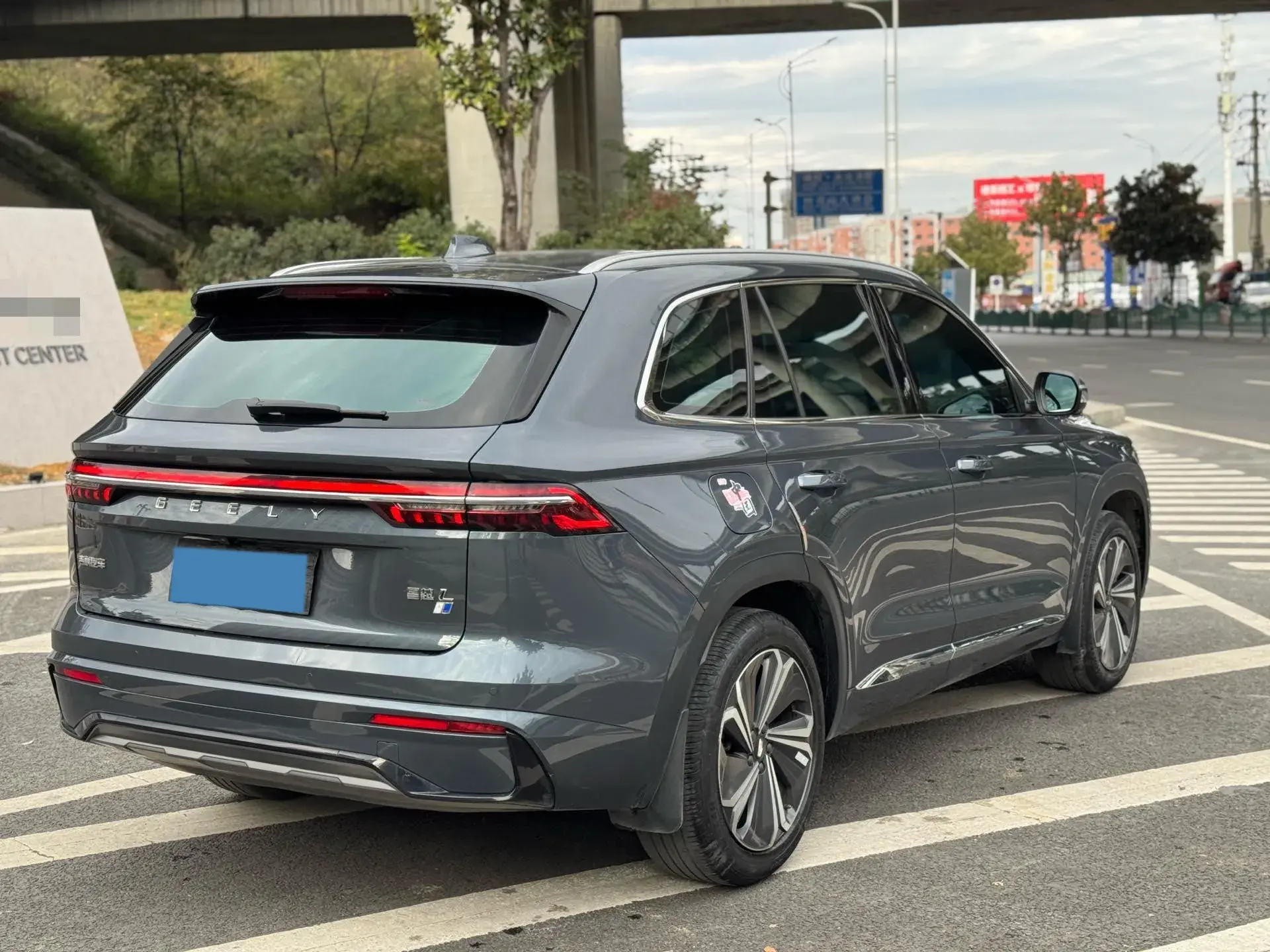 2022 GEELY MONJARO thumbnail 4