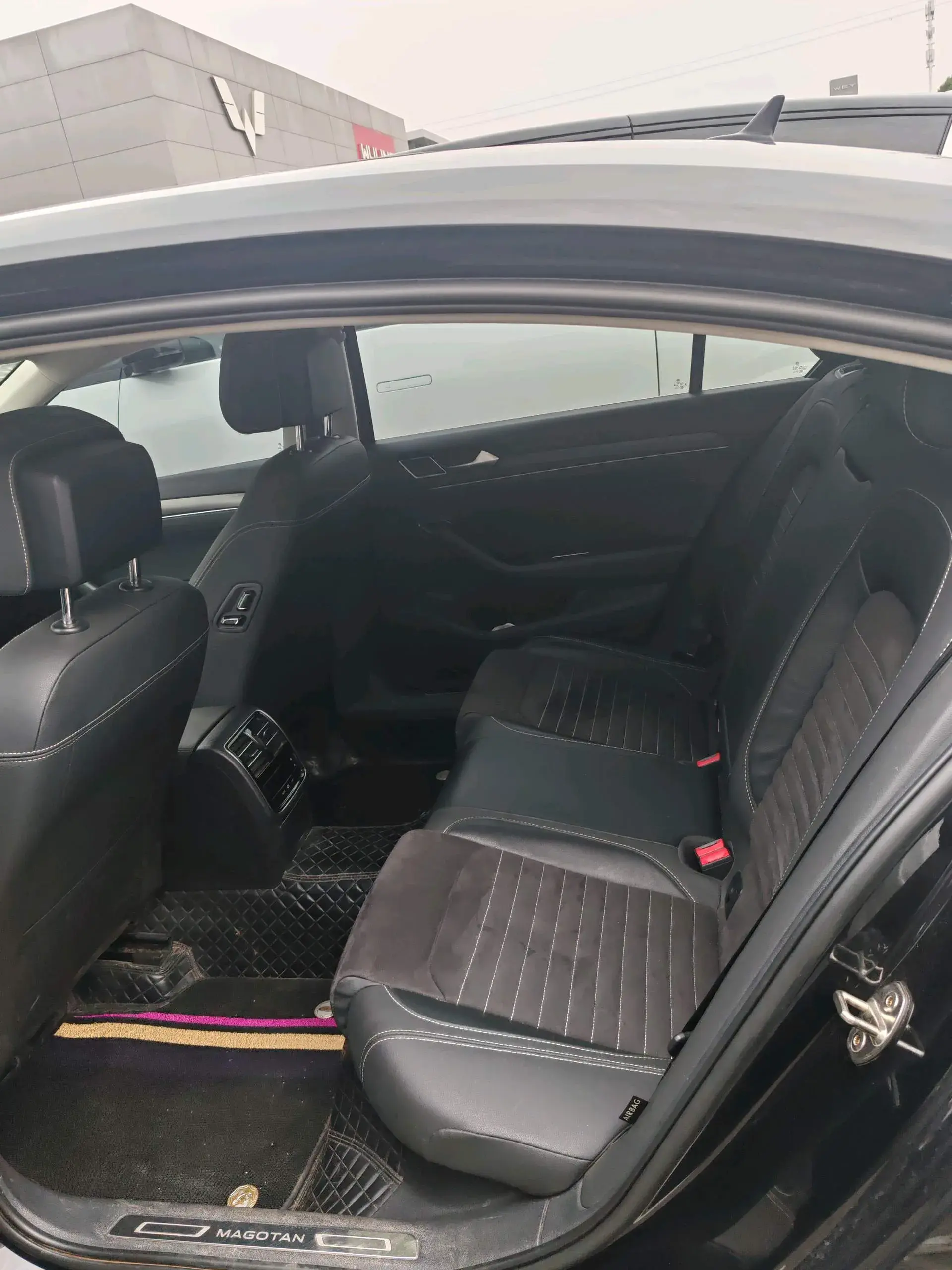 2020 VOLKSWAGEN MAGOTAN thumbnail 4