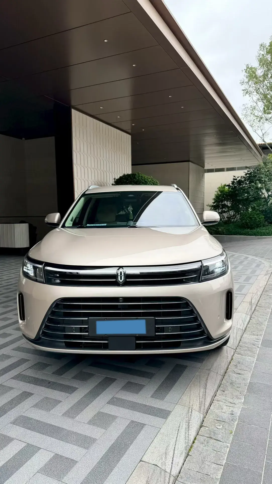 2022 AITO AITO thumbnail 2