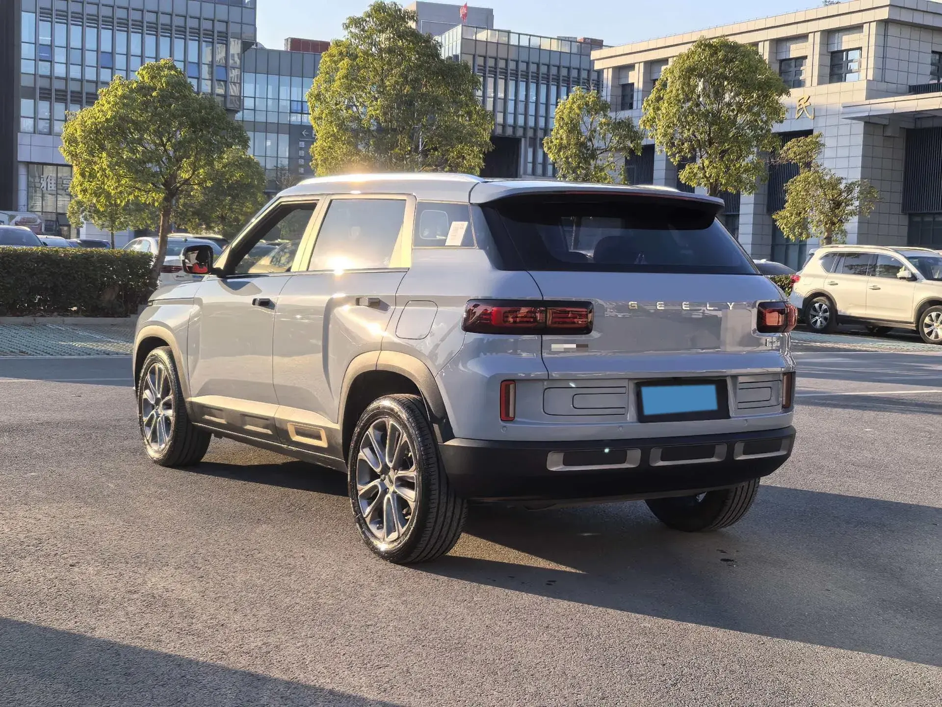 2020 GEELY ICON thumbnail 4