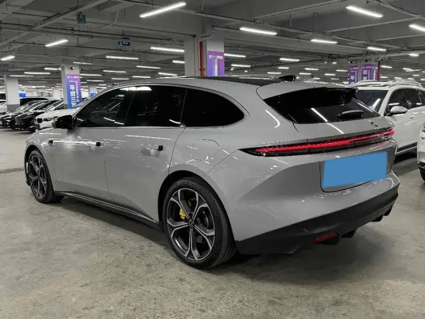 2024 NIO ET5T thumbnail 4