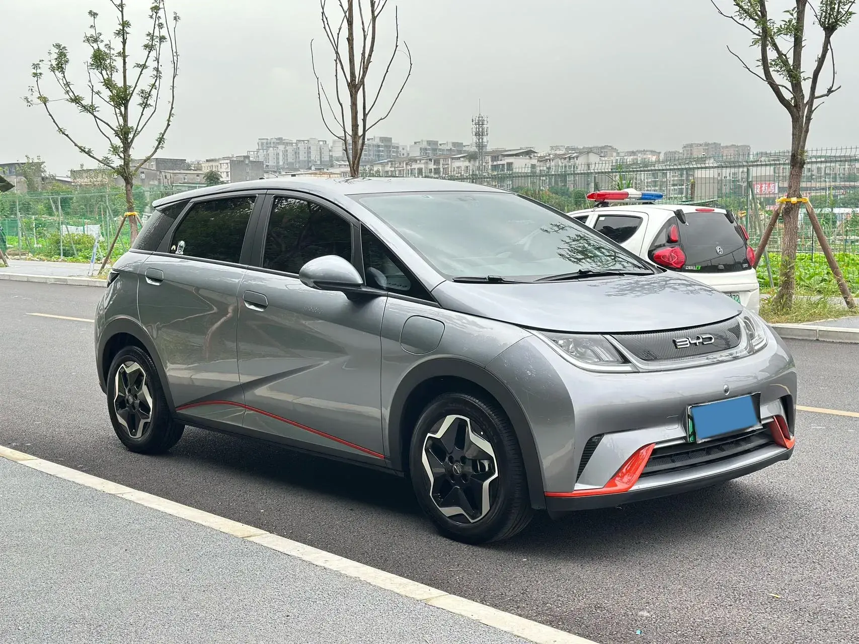 2021 BYD DOLPHIN thumbnail 3