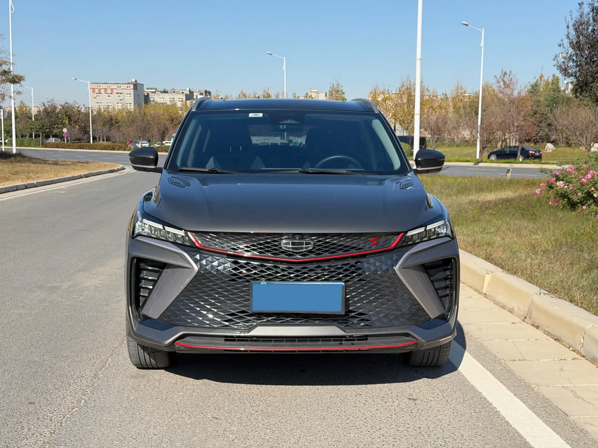 2022 GEELY COOLRAY thumbnail 2