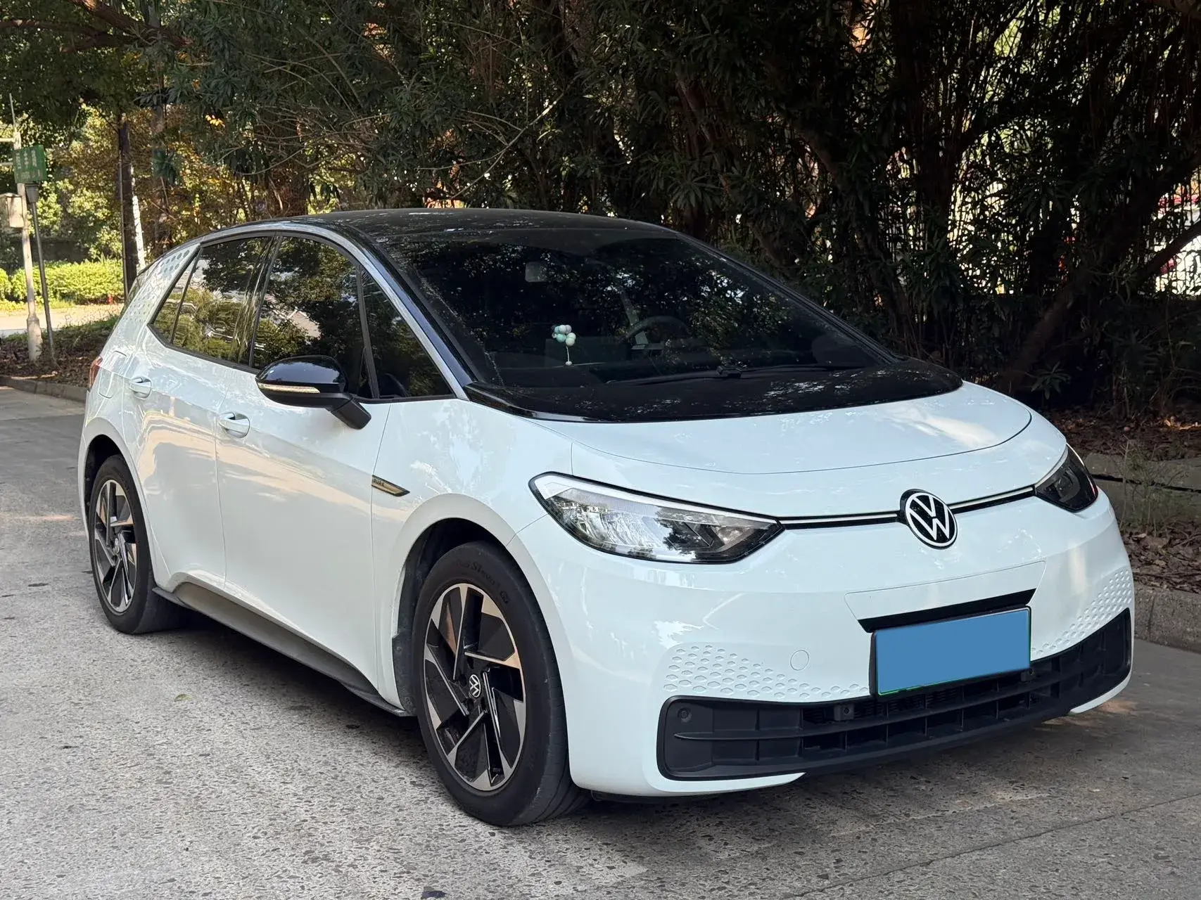 2022 VOLKSWAGEN ID.3 thumbnail 3